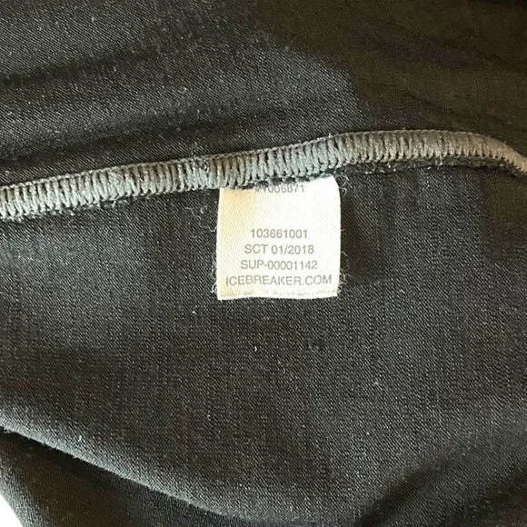 Icebreaker Merino Anatomica Short Sleeve V Neck T Shirt Heather Black Size Small - Picture 6 of 6